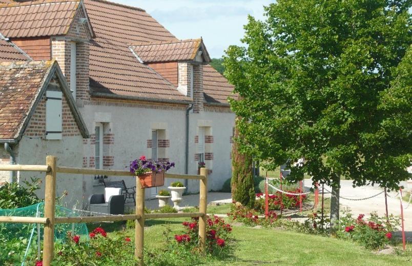 La Ferme De La Maugerie Bed & Breakfast Thoury Dış mekan fotoğraf